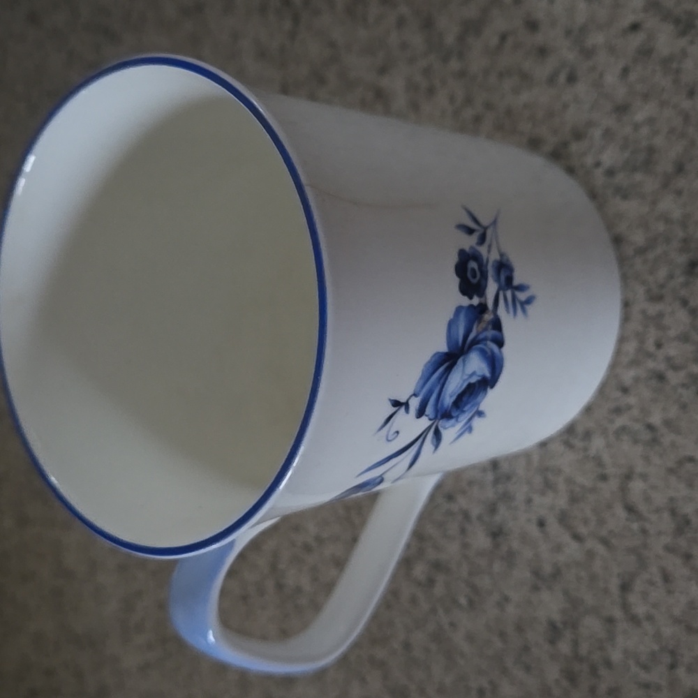 Royal Crest Floral Bone China Mug. Bonus Mug With Superficial Crack.